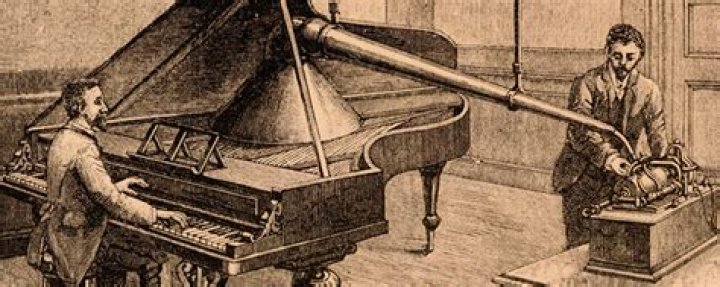 Are pianos used in rock music?