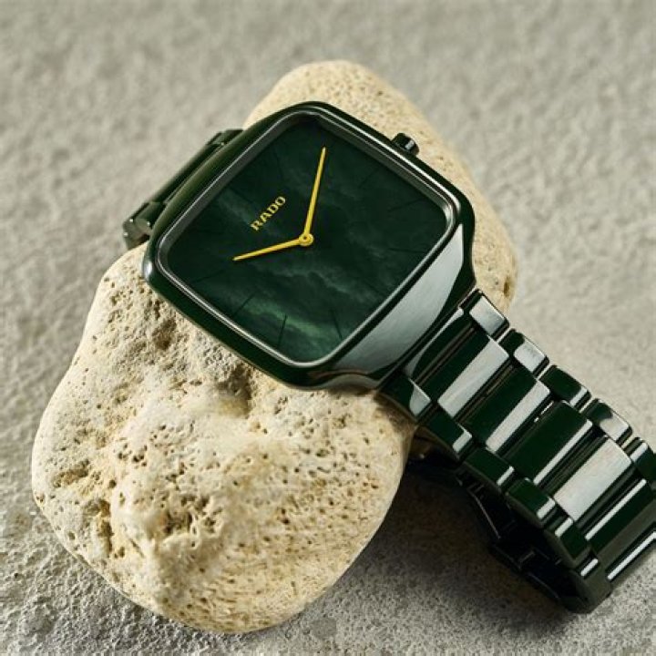 Are quartz watches worth anything?