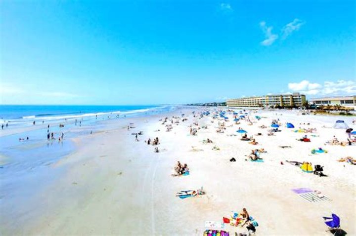 Are South Carolina beaches warm in November?