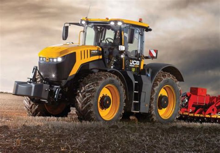 Can a JCB Fastrac go on the motorway?