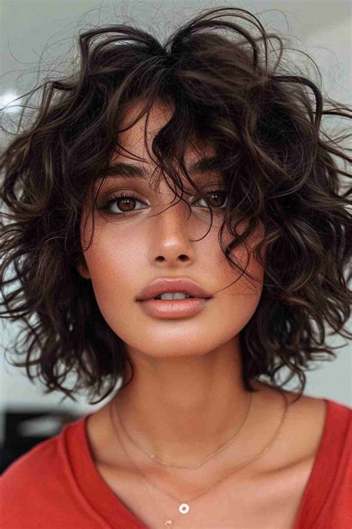 Can I have a bob with curly hair?