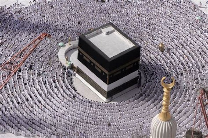 Can we take Bible to Saudi Arabia?
