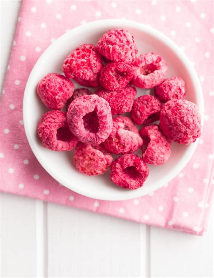 Can you freeze raspberries before making jam?