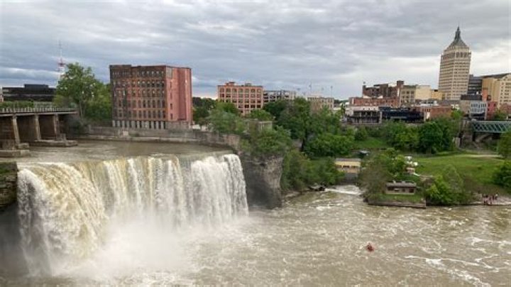 Can you swim in the Genesee River?