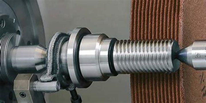 Can you thread on a Taig lathe?