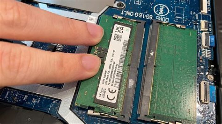 Can you upgrade RAM on an Asus X202e?