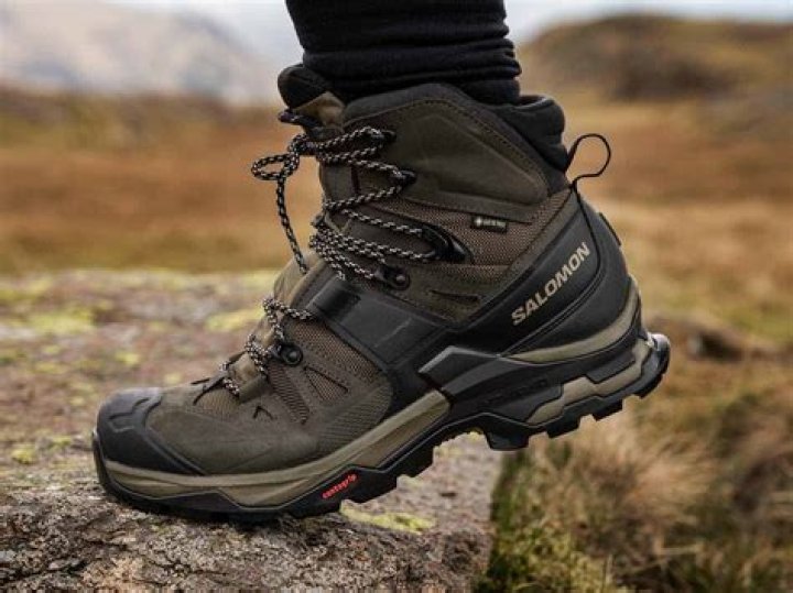 Can you use combat boots for hiking?