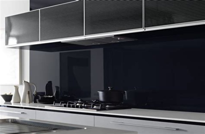 Can you use Laminex as splashback?