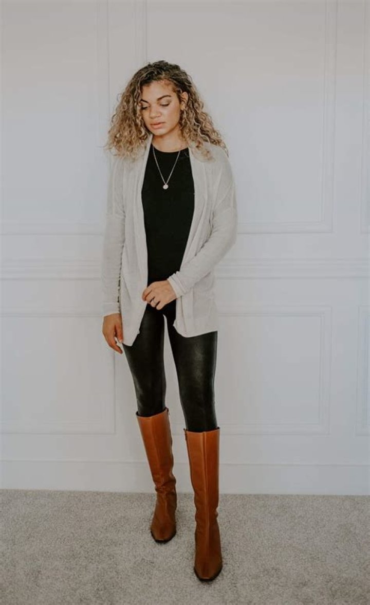 Can you wear brown ankle boots with black leggings?