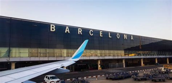 Cual es la duracion de un vuelo de Barcelona a Jerez de la Frontera?