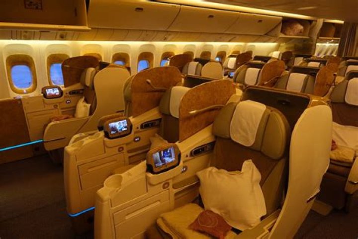 Do Emirates overbook flights?