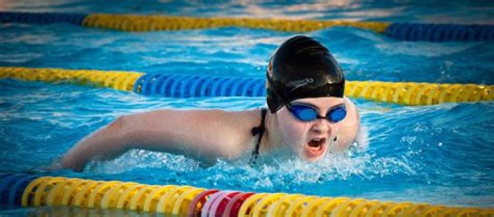 Do you have to book swimming at Medway Park?
