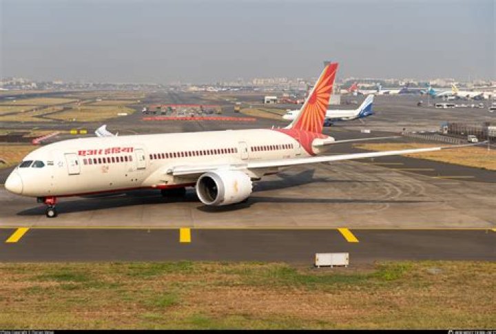 Does Air India have Boeing 787?