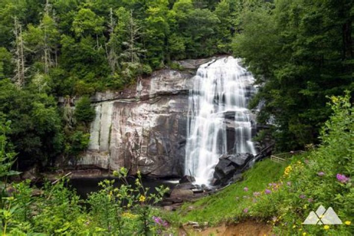 Does Asheville have good hiking?
