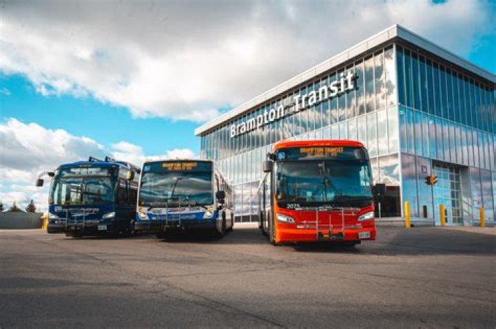 Does Brampton Transit take Mississauga transfers?