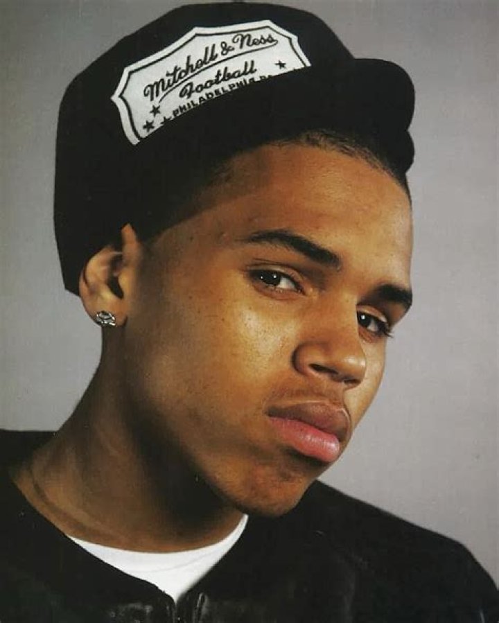 Does Chris Brown own his masters?