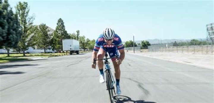 Does cycling make you sprint faster?