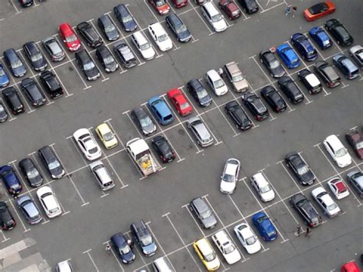 Does Egypt have a lot of cars?