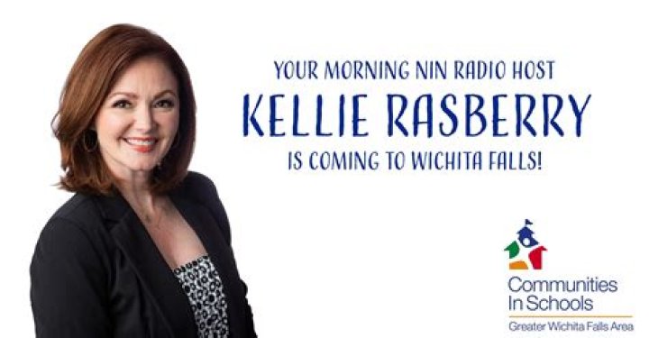 Does Kellie Rasberry own Oak BBQ?