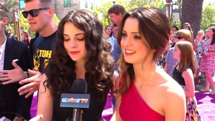 Does Laura Marano have a twin sister?
