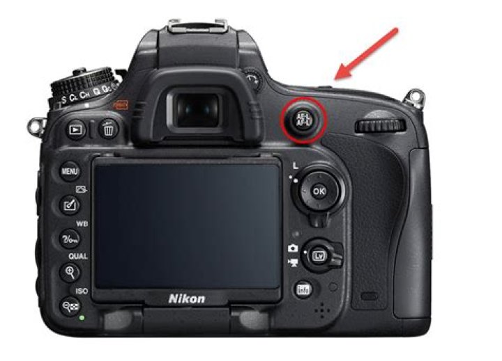 Does Nikon D5500 have back button focus?
