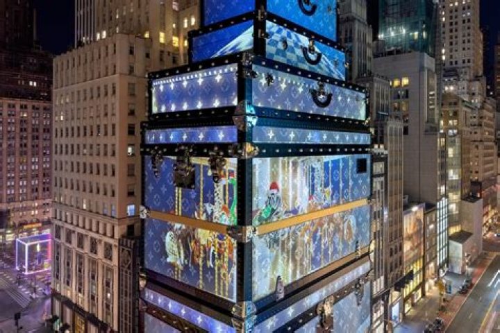 Does NYC have a fashion district?