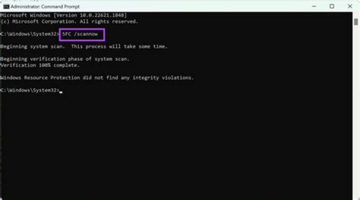 Does SFC scan registry?