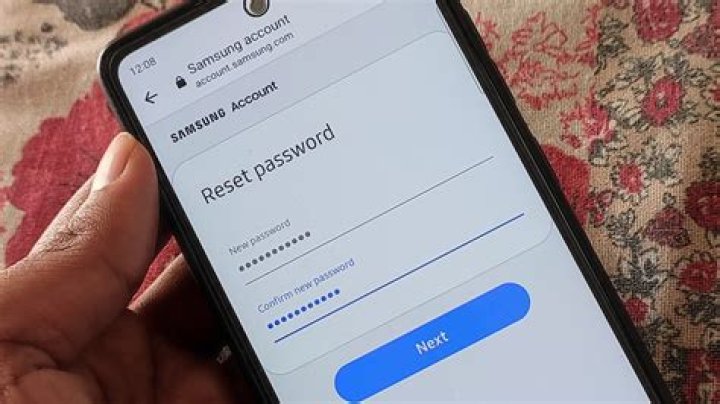How do I change my email password on my Samsung Galaxy 3?