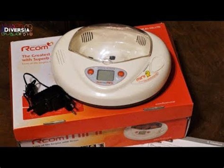 How do I reset my rcom mini incubator?