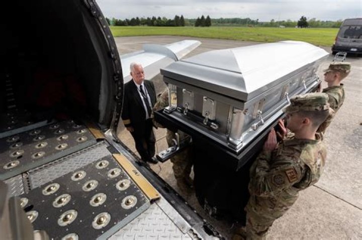 How do they transport fallen soldiers?