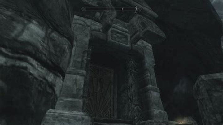 How do you get Vlindrel Hall in Skyrim?