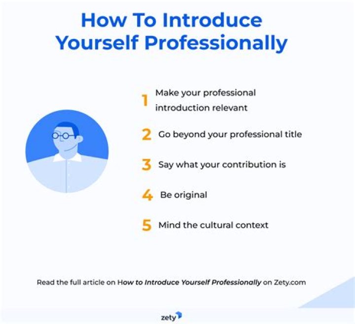 How do you introduce yourself as a social worker?