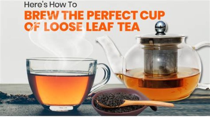 How do you make loose leaf tea in a teapot?