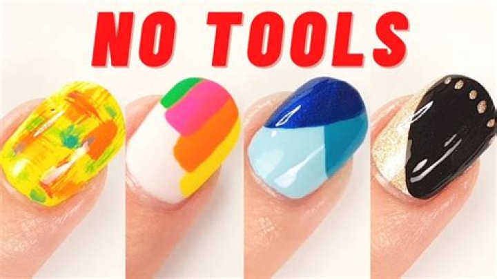 How do you make nail art?