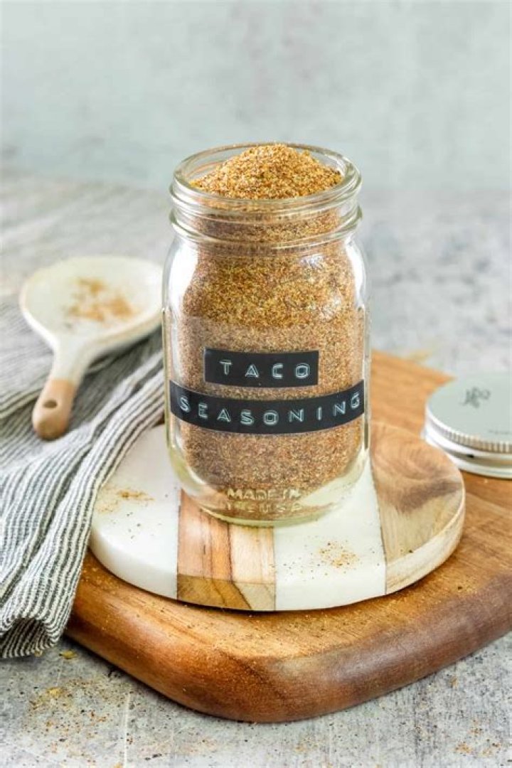How do you make Rachel Ray taco seasoning?