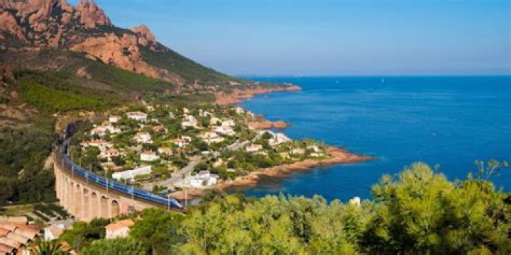 How do you tour the South of France?