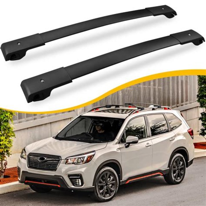 How far apart should Yakima crossbars be?