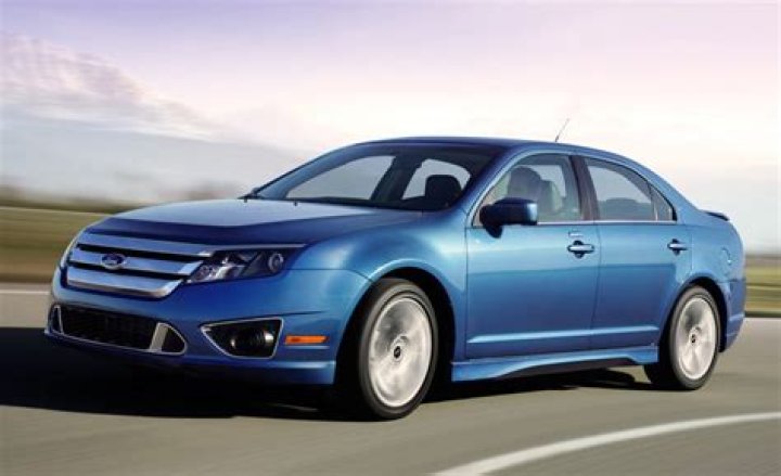 How fast is a 2010 Ford Fusion Sport?