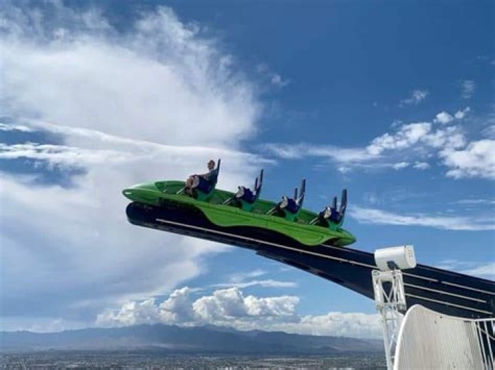 How fast is the Las Vegas roller coaster?