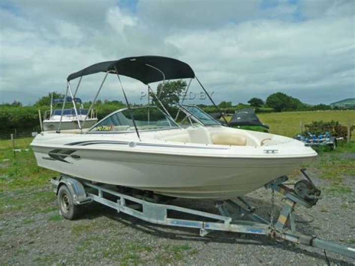 How long is a Sea Ray 180?