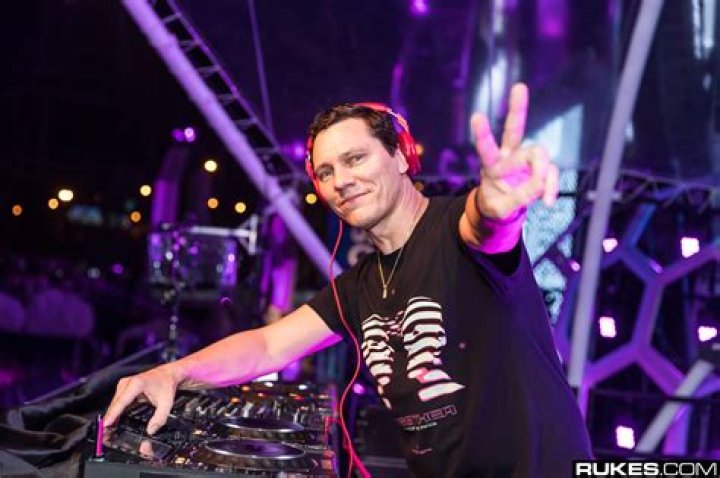 How many albums has Tiesto released?