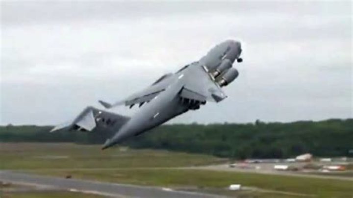 How many c17 have crashed?