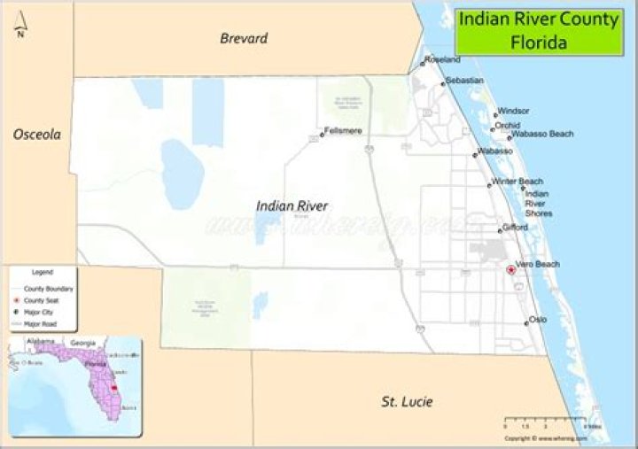 How many high schools are in Indian River County?