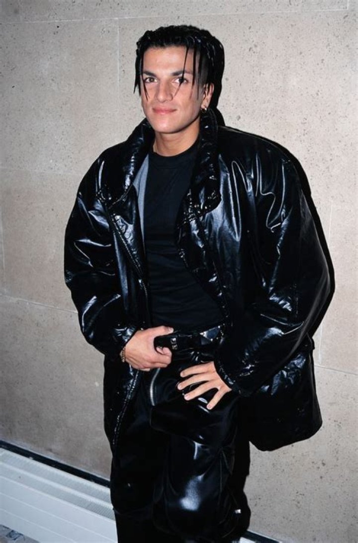 How many hits did Peter Andre have?