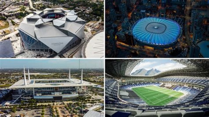 How many stadiums are in Azad Kashmir?