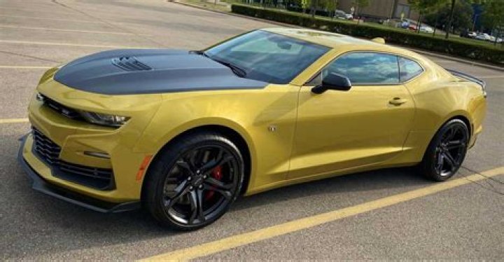 How much does a 2014 Chevy Camaro cost?