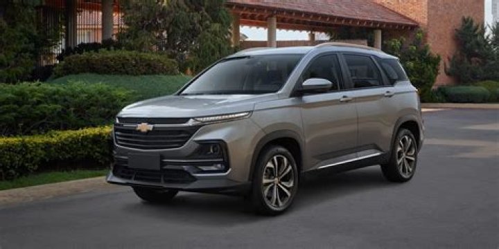 How much does a Chevy Captiva cost?