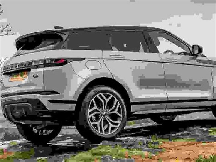How much does a Range Rover Evoque cost?