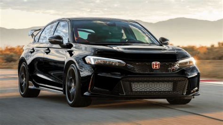 How much horsepower does a 2007 Honda Civic EX have?