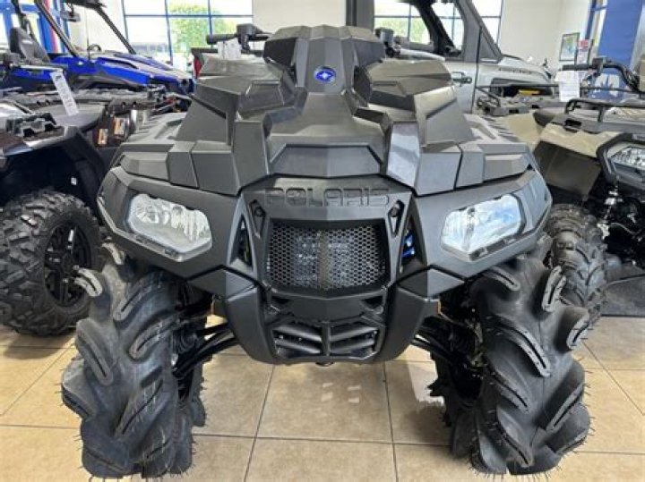 How much horsepower does a Polaris 850 High Lifter have?